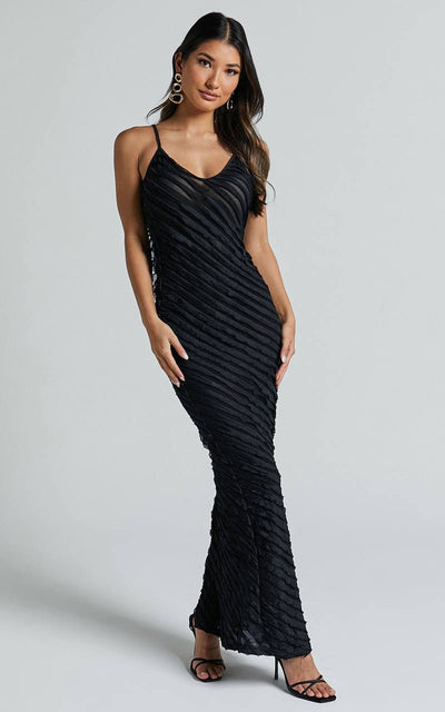 Solvi™ | Élégante robe noire
