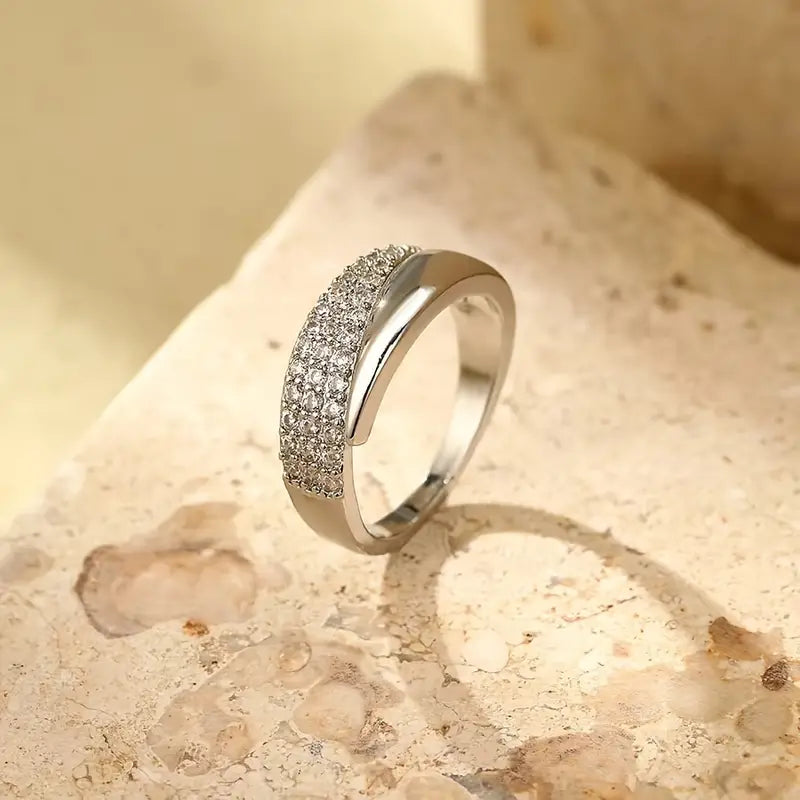 Bague élégante